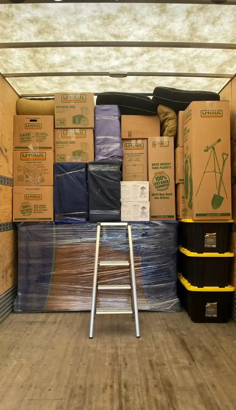 Surrey to Nanaimo Movers