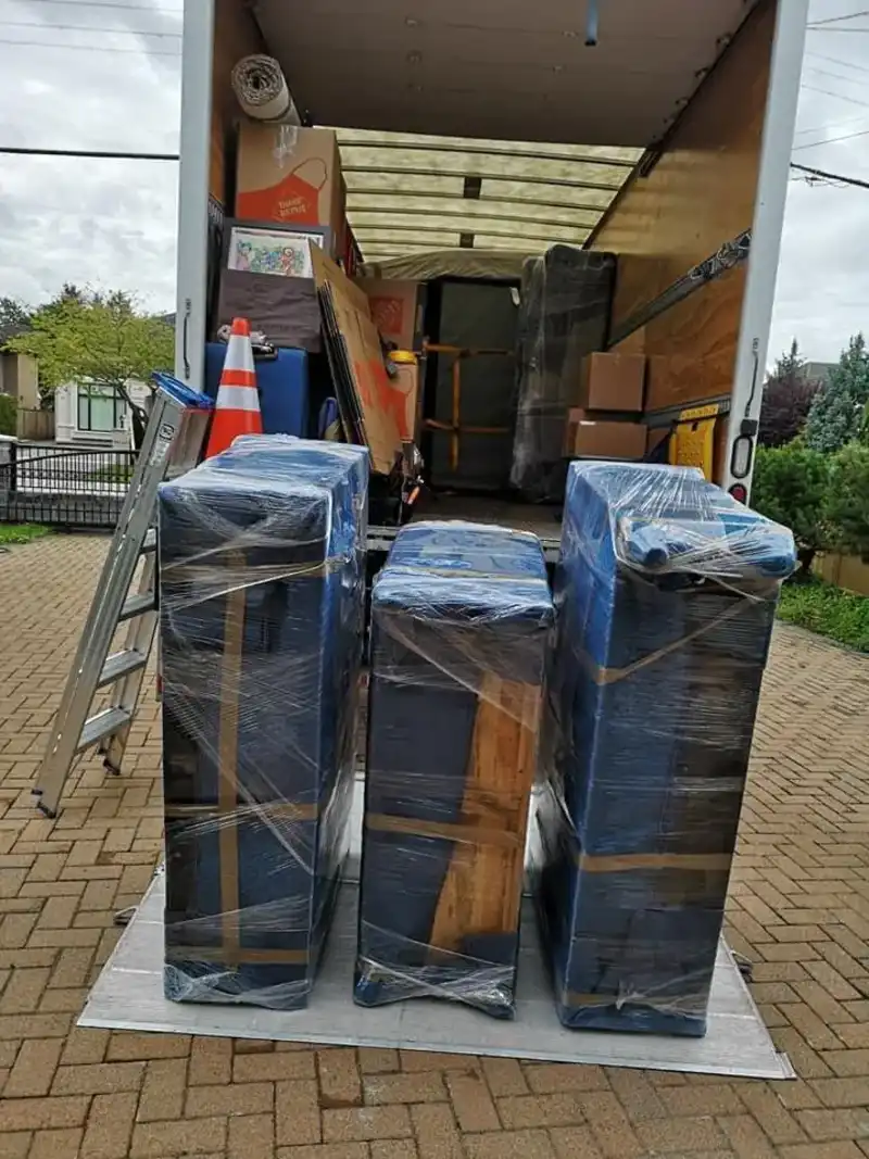 Vancouver to Kelowna Movers